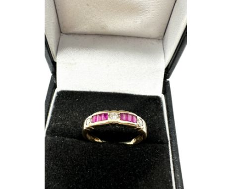 9ct  gold vintage diamond &amp; ruby  ring (2g) 