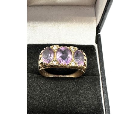 9ct gold vintage amethyst &amp; white stone  gypsy ring (4.4g) 