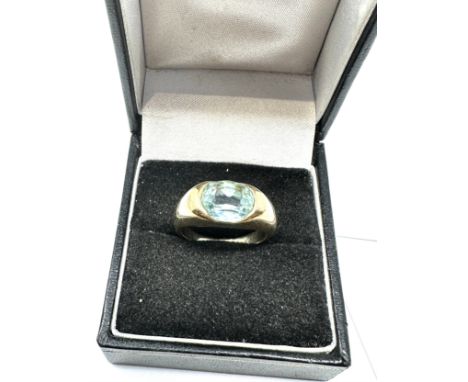 9ct gold topaz ring (5.4g) 