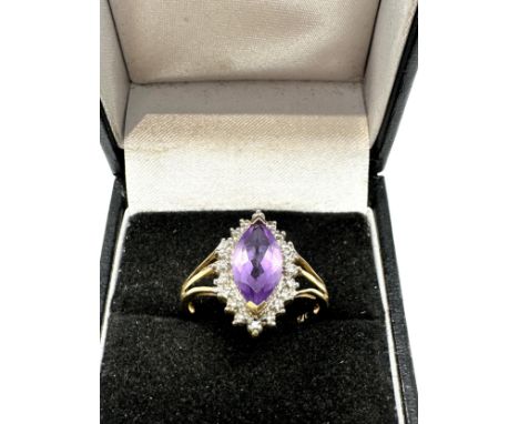 9ct gold diamond &amp; amethyst  ring (2.5g) 