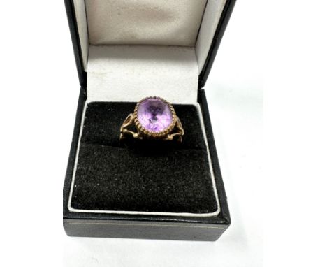 9ct gold amethyst  ring with openwork shank (4.6g) 