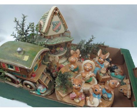 Pendelfin 'Caravan', 'Curiosity Shop' and 'Bandstand', 13 figures and piano.