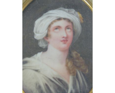 EARLY 19TH CENTURY ENGLISH SCHOOL, OVAL MINIATURE WATERCOLOUR PORTRAIT OF A CLASSICAL MUSE, 12 X 8.5CM
