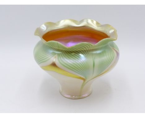 AN INTERESTING IRRIDESCENT ART GLASS LIGHT SHADE POSSIBLY BY TIFFANY