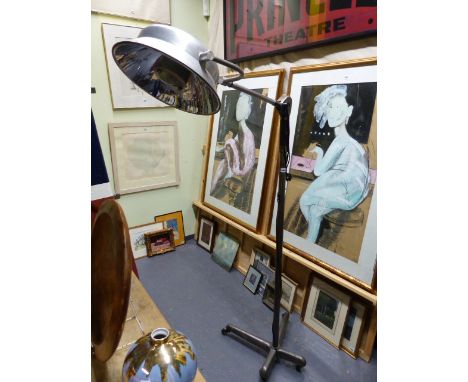 A GOOD VINTAGE CHROMOPHARE GERMAN SURGEON'S LAMP ON FLOOR STANDING WHEELED BASE