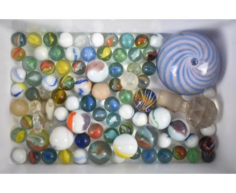 A Collection of Various Vintage and Later Marbles Etc 