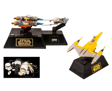 Star Wars Interest - A Star Wars Episode 1 Alarm Clock In The Form Of Anakin Skywalker's Pod Racer, Together With A Star Wars
