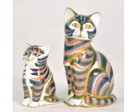 TWO ROYAL CROWN DERBY IMARI CAT PAPERWEIGHTS, LARGEST 12CM H, PRINTED MARK, GILT BUTTON