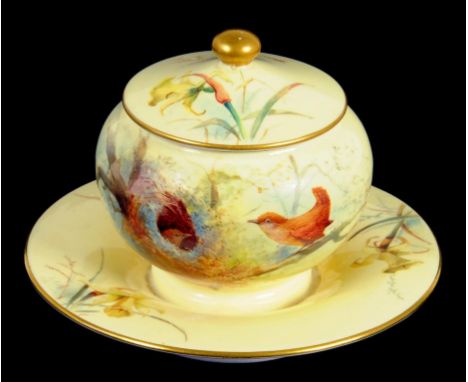 A ROYAL WORCESTER GLOBULAR INKWELL, COVER AND LINER ATTRACTIVELY PAINTED WITH NESTING BIRDS, POSSIBLY BY C.H.C. BALDWYN, ON A