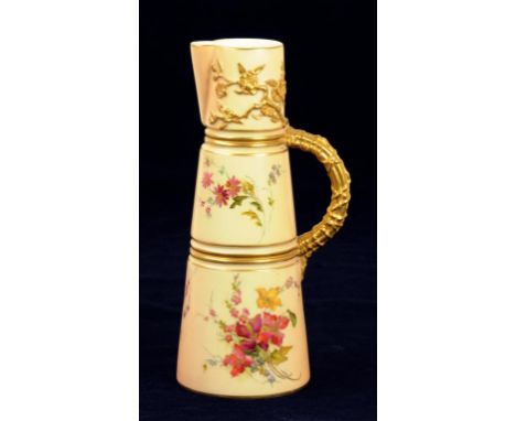 A ROYAL WORCESTER CLARET JUG DECORATED WITH WILD FLOWERS ON A SHADED APRICOT GROUND AND GILT, 21CM H, PRINTED MARKS, CIRCA 18