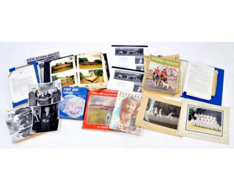 A QUANTITY OF HUNTING AND OTHER SPORTING EPHEMERA, PHOTOGRAPHS, ETC