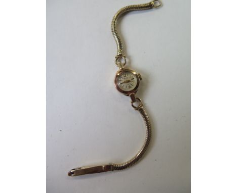 A ladies Valex manual wind dress watch, the strap marked chaincraft, 9ct, total weight approx 14 grams. Not working but clean