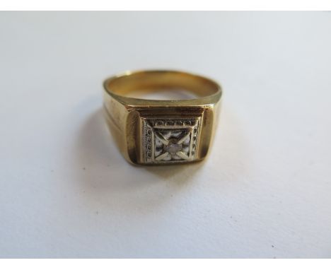 A 14ct ring set with a small diamond size X, approx 8.8 grams, some small usage wear 