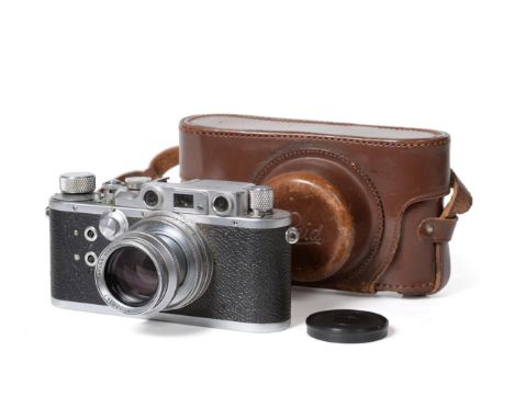 Reid &amp; Sigrist Ltd Rangefinder Camera no.2441, with Taylor-Hobson Anastigmat f2 2''lens, in manufacturers leather caseShu