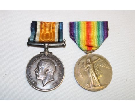 A First War pair of medals awarded to No. 36282 Pte. W. G. Dowse DCLI