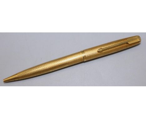 Hallmarked 18ct gold Parker 61 Presidential propelling pencil, the case with engine turned decoration, uninscribed 