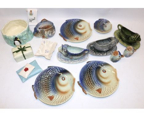 Sylvac Pottery: three fish boats and saucers no. 4572, four fish form plates, a fish cruet set, penguin bowl, etc. 