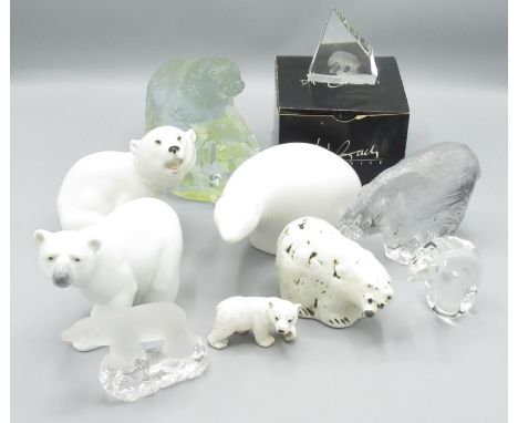 Collection of glass and ceramic Polar Bear figures inc. Snapphane Glastbruk, and a glass etched Polar Bear paperweight by Ste