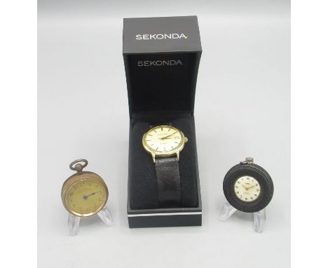 Sekonda gold plated hand wound wristwatch with date, signed cream dial with applied baton hours and centre seconds with origi