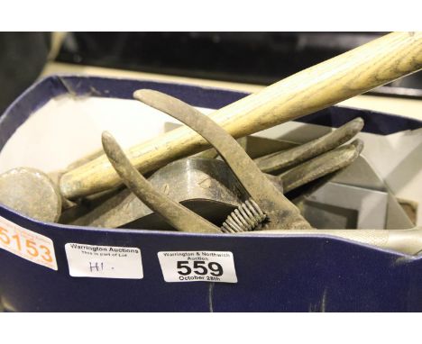 Box of mixed leather making tools and punches. Not available for in-house P&amp;P 