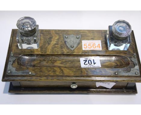 Antique oak desk tidy with pair of original glass inkwells and single drawer. P&amp;P Group 2 (£18+VAT for the first lot and 