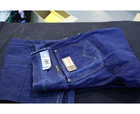 Pair of vintage Wrangler denim jeans, 32W and 34L. Not available for in-house P&amp;P 