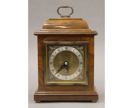 An Elliott 'Reid' mantle clock. 22 cm high.