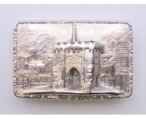 A Nathaniel Mills relief decorated silver snuff box.  6.5 cm x 4 cm. 81.6 grammes.