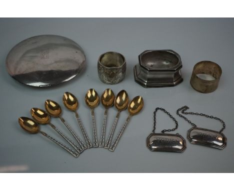 Selection of Silver Items including Set of Eight Silver Gilt Teaspoons with White Guilloche Enamel Handles, Birmingham 1967 t