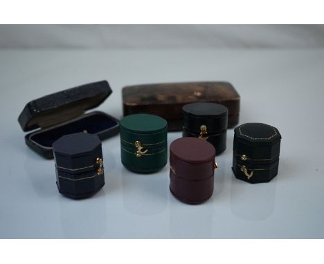 Four Empty Ring Boxes together with Two Vintage Brooch / Jewellery Boxes 
