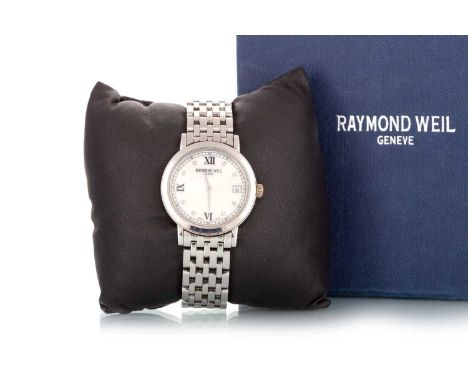 RAYMOND WEIL STAINLESS STEEL QUARTZ WRIST WATCH, the round dial with diamond dot hour markers, 34mm case, on a stainless stee