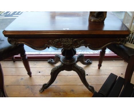 A Good Quality Early Victorian Rosewood Foldover Card Table.