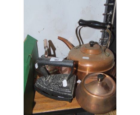 A Vintage Cast Iron Iron on Stand, 2 Copper Kettles & Warming Pot with Wooden Handle (4).