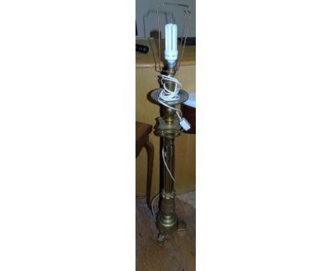 A Very Good Early 20th Century Brass Standard Lamp with Acanthus leaf base and columned shaft.