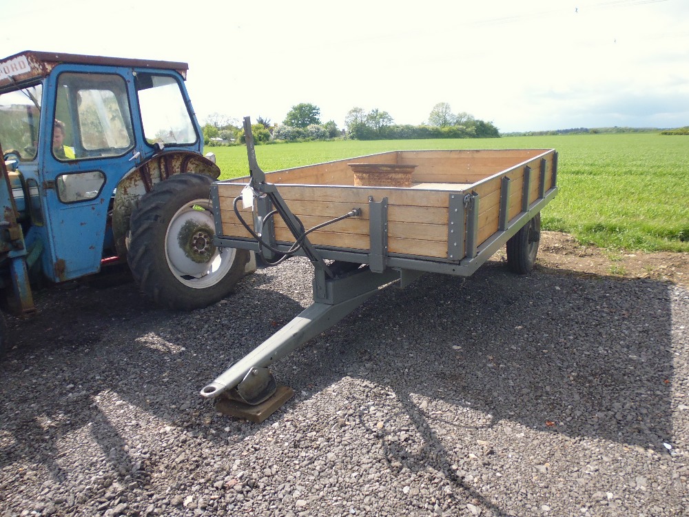 Ferguson 3 ton tipping trailer with 12 stud axle. Vendor reports the