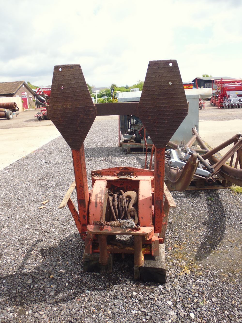 Hesford tractor mounted winch