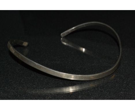Isaac Cohen - a vintage 1960's Swedish modernist silver stiff collarette necklace, fixed solid shaped body, date code for 196