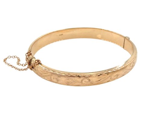 9ct rose gold hinged bangle, Birmingham 1997 Condition Report:Approx 10.65gm, inner circumference = 18cm, couple of small den