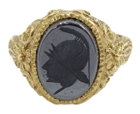 9ct gold hematite intaglio ring, depicting Roman soldier, hallmarkedCondition Report:Approx 8.25gm, size W-X, max depth = 18m