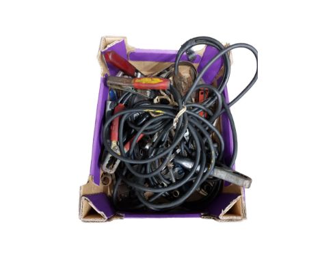 BOX LOT OF TOOLS TO INCLUDE JUMP LEADS 