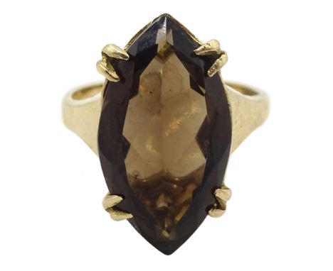 9ct gold single stone marquise smoky quartz ring, hallmarked Condition Report:Approx 4gm, size I, max head depth = 18mm