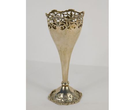 A George V silver vase, by Mappin &amp; Webb, with pierced fleur de leys style decoration, on tapering stem and floral foot, 