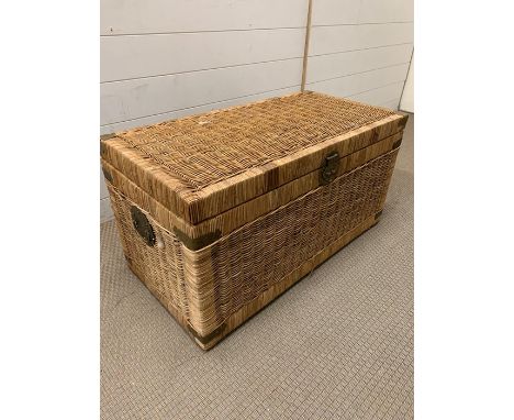 A wicker trunk (H42cm W82cm D40cm)