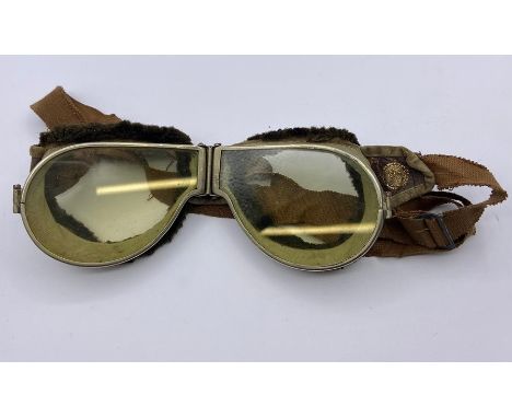 A set of WWI Triplex Safety, Aero Motor Goggles. FWT Model in original case.