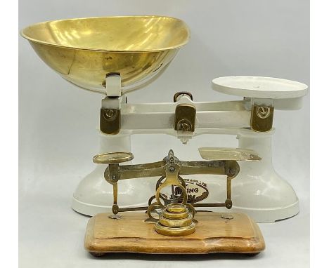  Two sets of vintage weighing scales