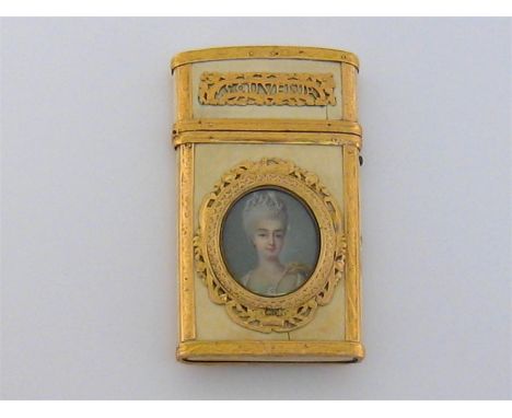 A French gold-mounted ivory Souvenir with ivory aide-memoire and gold-mounted pencil, with Paris discharge mark for small gol