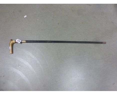 Walking stick with horn handle & yellow metal band