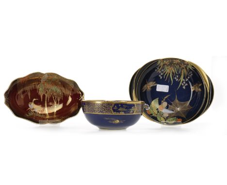 CARLTON WARE 'NEW MIKADO' PATTERN BOWLof circular form, decorated with a Chinese scene on a deep blue ground, 17.5cm diameter