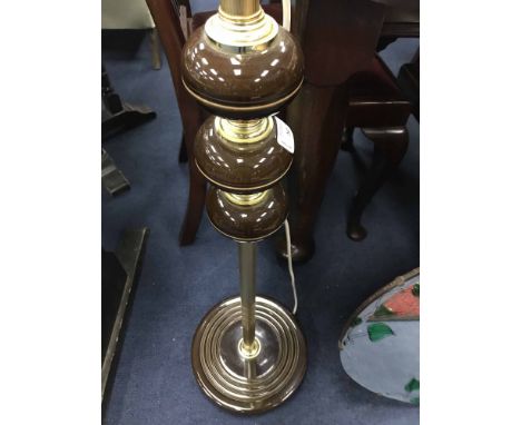 MODERN BRASS FLOOR LAMP AND OVAL WALL MIRROR