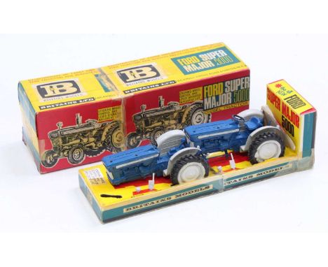 Britains No. 9527 Ford Super Major 5000 dual engined Tractor conversion made from 2 models/boxes